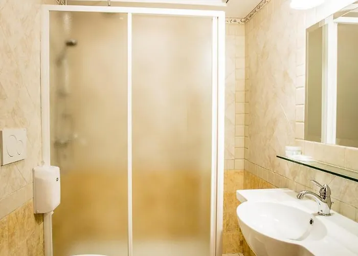 Guerrinuccio فندق *